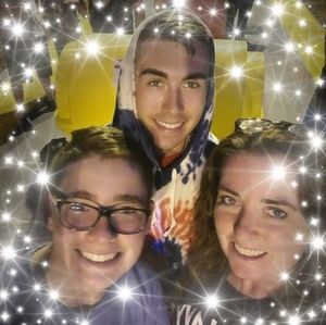 Meet your Posher, Ella